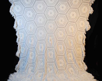 Vintage Scalloped Crochet Bedspread With Popcorn Stitch, 120" x 86"