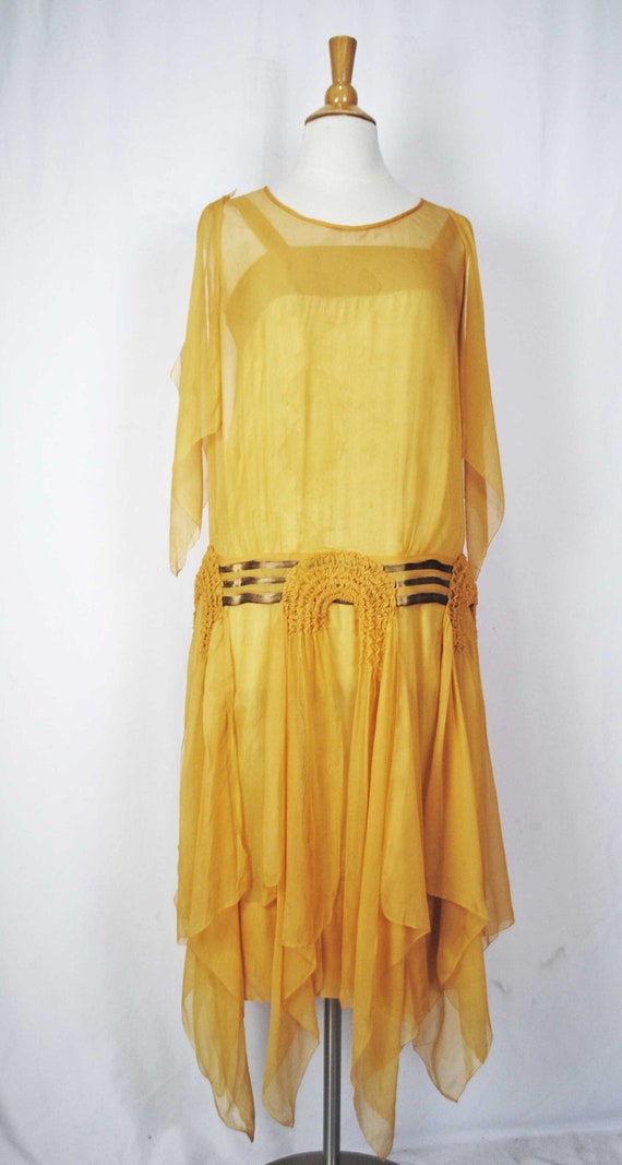 Vintage Sheer Yellow Silk Chiffon Day Dress, c1930