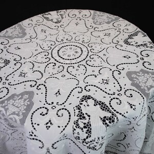 Antique Italian Round Linen Figural Tablecloth Whitework Embroidery, 80 Round image 3