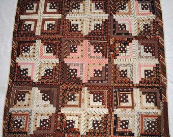 Antique American Log Cabin Patchwork Crib Quilt, 1870s Hand Stitched