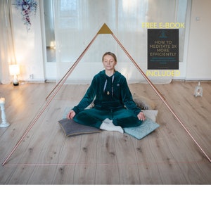 Die 2 m lange Kupferpyramide kostenloses Buch über die Pyramide Kupferpyramide für Meditation, große Pyramide, zusammenklappbar mit goldener Kappe Bild 3