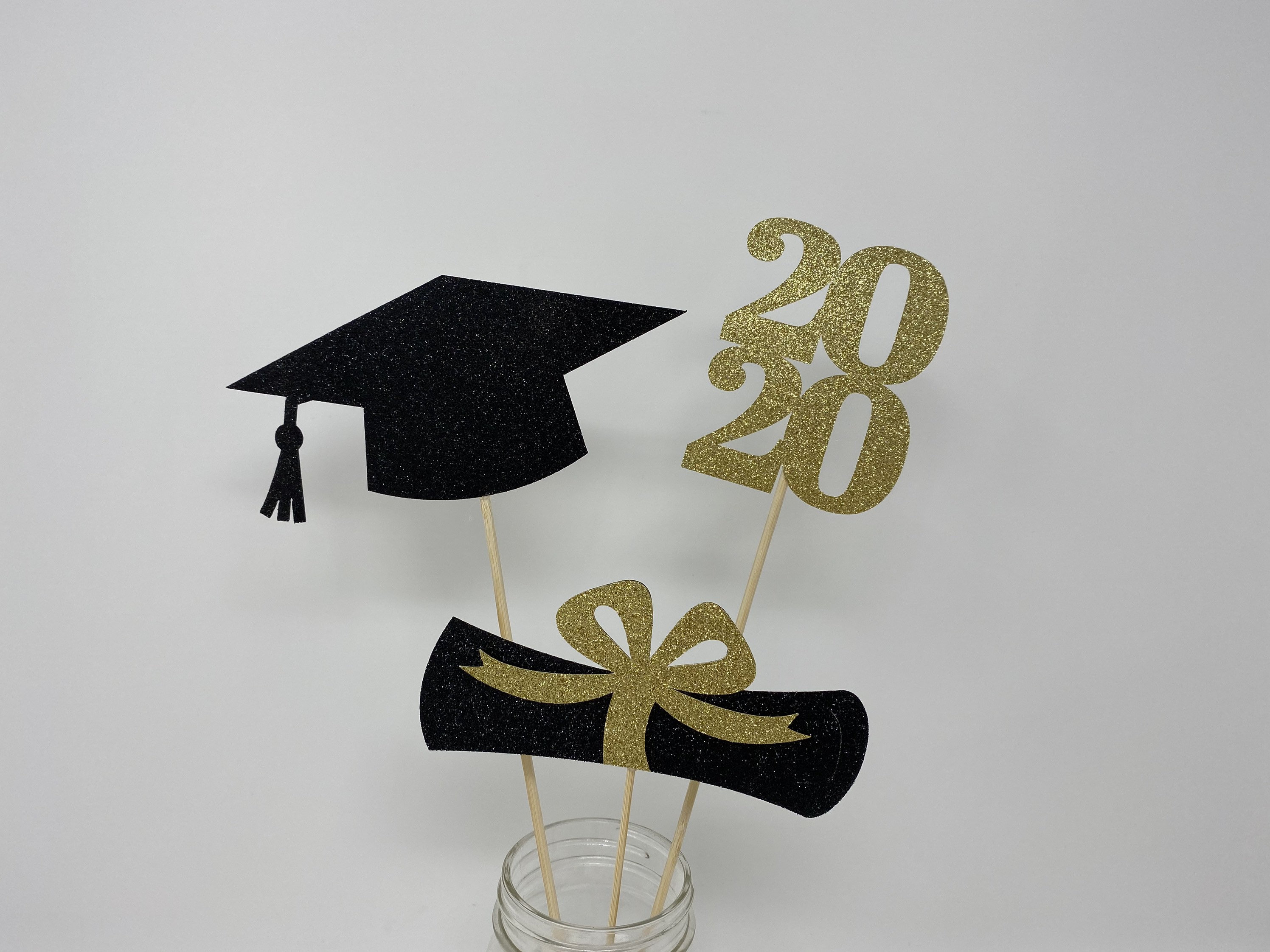 30 Pieces Large Glitter Graduation Centerpiece Sticks 2021 Congrats Grad Party Centerpiece Sticks Graduation Table Toppers for Class of 2021 High School College Graduation Party Decoration Supplies 