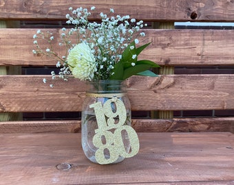 1980 Mason Jar Tags, Class Reunion 1980, Class Reunion Centerpiece, Class of 1980 Decoration, Class Anniversary, Prom, School, University