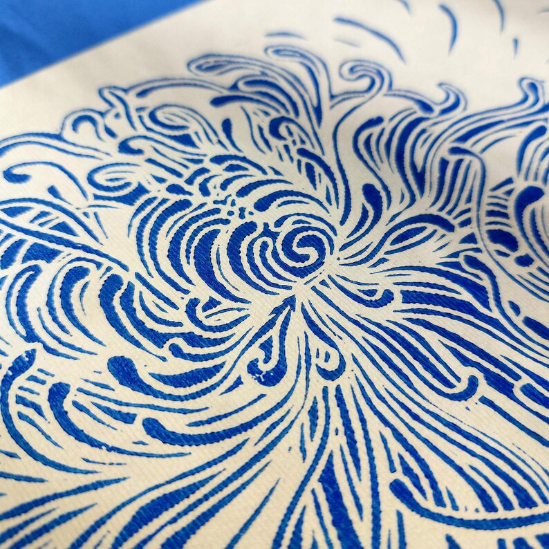 blue chrysanthemum japanese wall art flower lino linocut print original artwork printmaking botanical bedroom decor cottagecore hostess gift linogravure thanksgiving table rustic christmas
living room teacher appreciation back to school linoldruck floral nature educators new apartment handprinted large entryway farmhouse mother mom wife girlfriend sister godmother grandmother lover housewarming home dining kitchen dorm Rustic Handmade Thank You Coworker Gratitude Mentor Say Thanks Unique Present