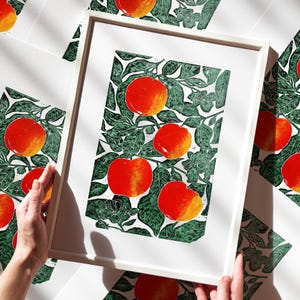 Stampa linoleografica Stampa mele rosse Frutta Arte botanica Opera d'arte fatta a mano Decorazione moderna per cucina Pezzo unico nel suo genere Nuova casa Arte murale Regalo di inaugurazione della casa