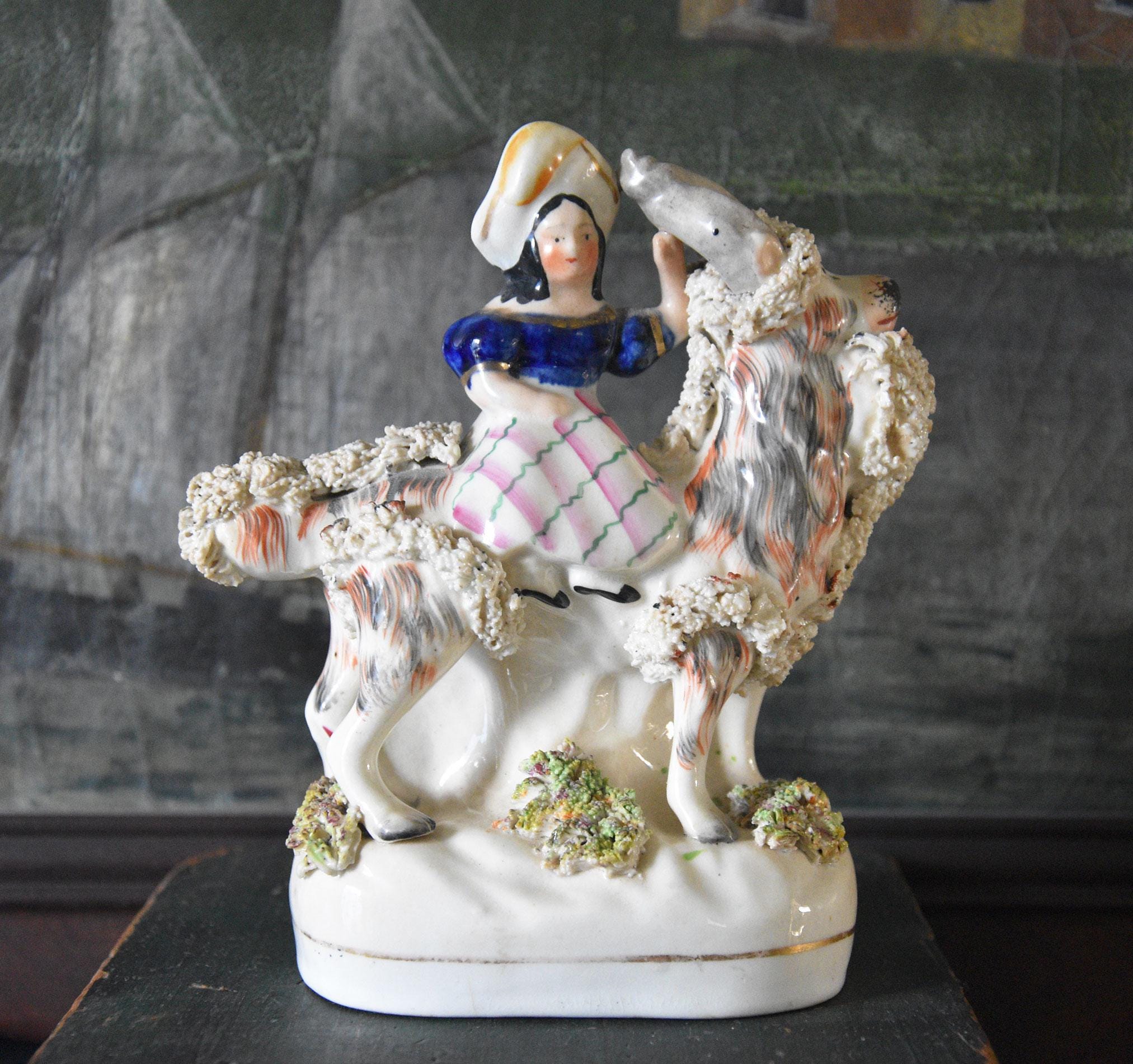 Staffordshire figure - Etsy 日本