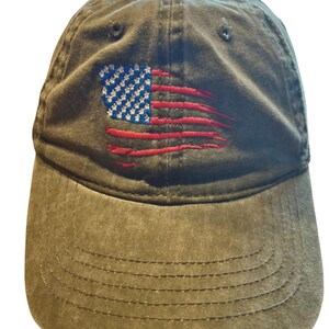 Bandera estadounidense desgastada bordada en gorra de béisbol/regalo significativo/varios tamaños y sombreros de colores