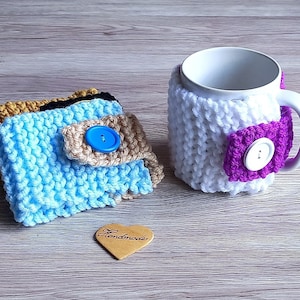 Mug cozy with wood button, cup cozy, coffee cozy, Household item, cup warmer, coffee cozy, mug sleeve, mug holder, mug sweater