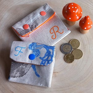 Portamonete con iniziale nome personalizzato, porta auricolari, regali per maestre, mini portafoglio, borsellino bottoni, portachiavi stoffa