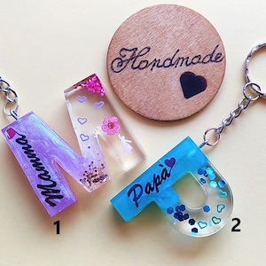 Llavero personalizado con nombre, idea de marcador de posición, regalo para mamá, regalo para papá, joyería de resina, regalos para invitados