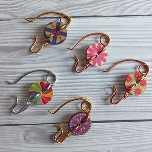 Safety pin, wooden button pin, shawl pin, scarf pin, small brooch, sweater pin, colored pins, gift for women, gift idea for friend, for mom