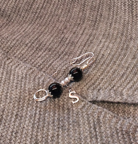 Spillone fatto a mano, Spilla personalizzata, spilla nome, lettera S, spilla sciarpa, spilla con iniziali, spilla scialle, spilla maglione