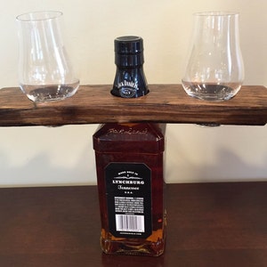 Whiskey Bourbon Barrel Stave Bottle Caddy With Glencairn Glasses image 2