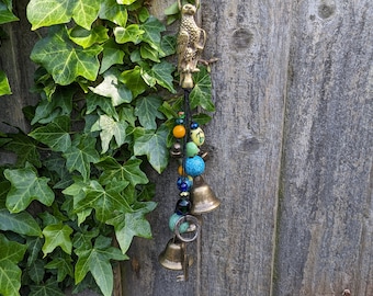 Cloches de sorcière avec perroquet en laiton antique, amulette de protection de maison pour wicca et sorcellerie traditionnelle