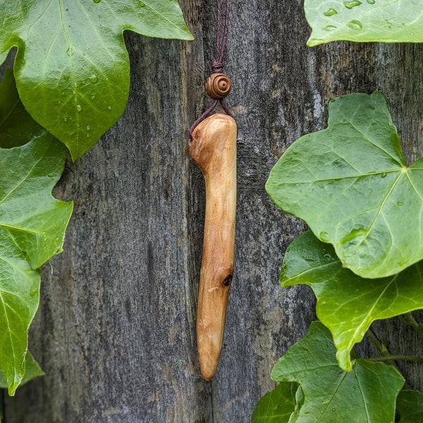 Rowan wood pendant for wicca, traditional witchcraft and tree worship