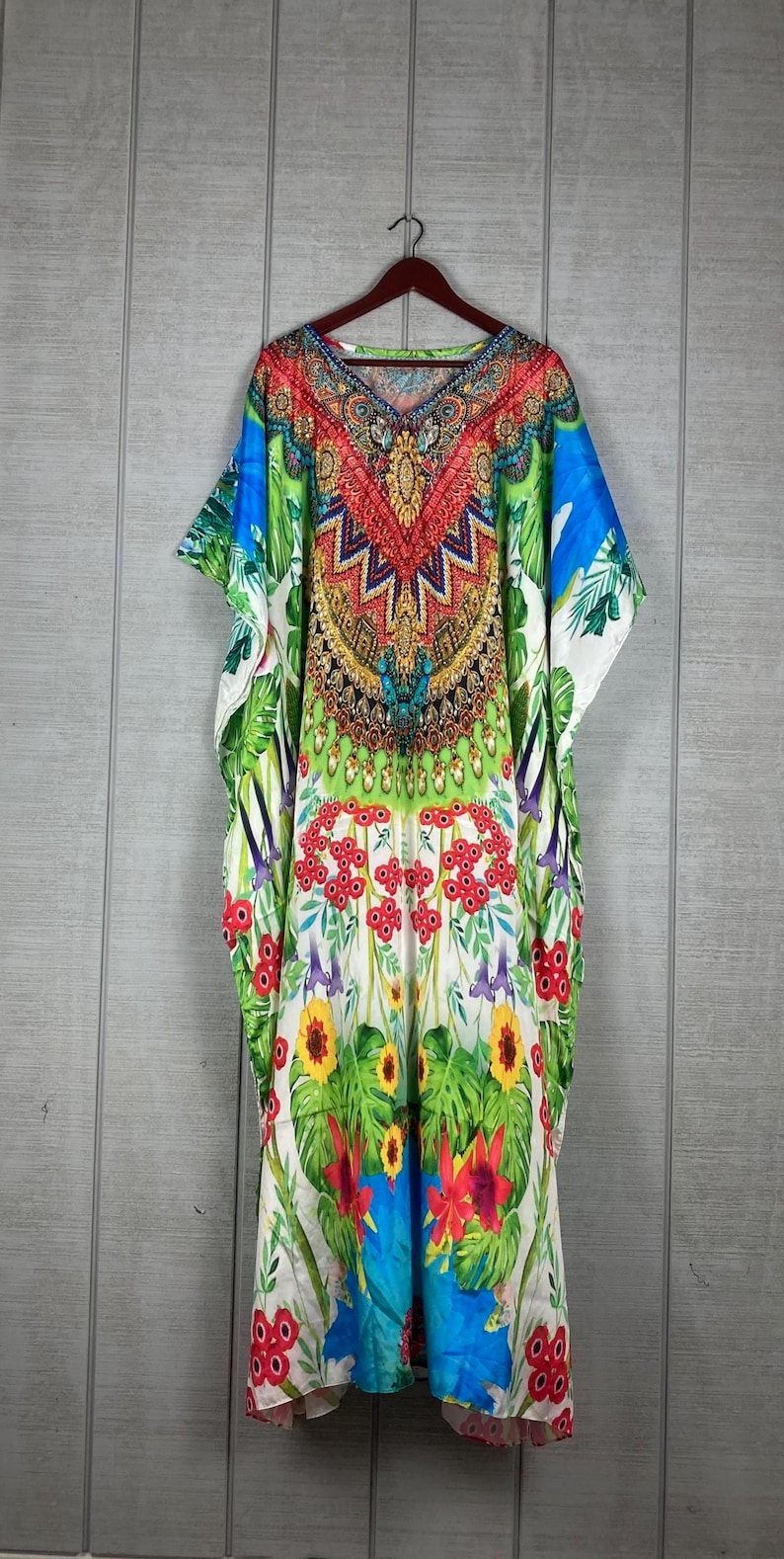 Kaftan Tropical Garden, kaftan w dużym rozmiarze dla kobiet, zwiewna sukienka maxi w stylu boho, plażowe kaftany dla kobiet, jedwabny kaftan, narzutka plażowa zdjęcie 4