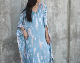 Plus size caftan for women, great summer kaftan with pockets, perfect blue tie dye dress