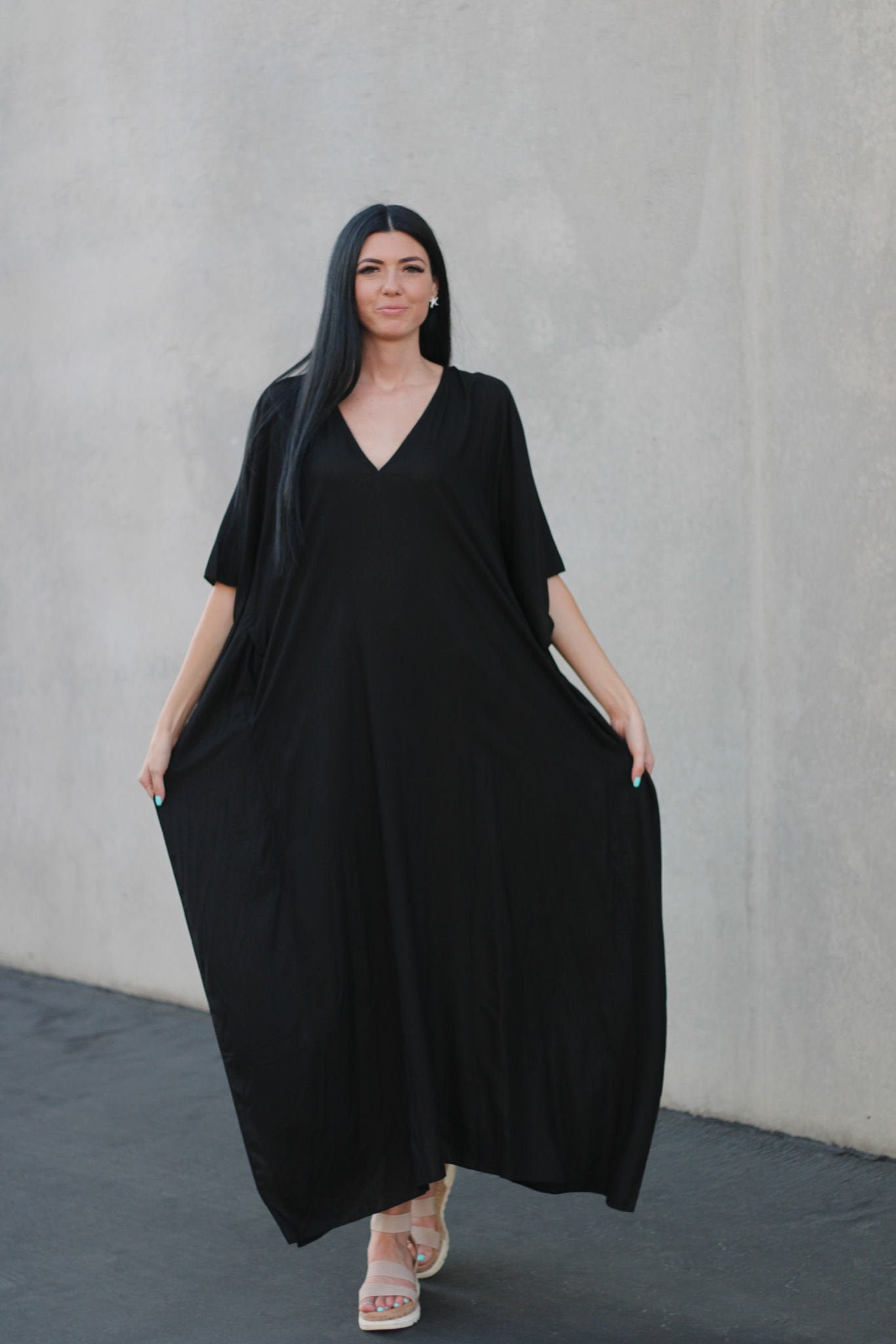 chinese dress ladies Roxelana Plus Size Evening Gown in Black main image 0