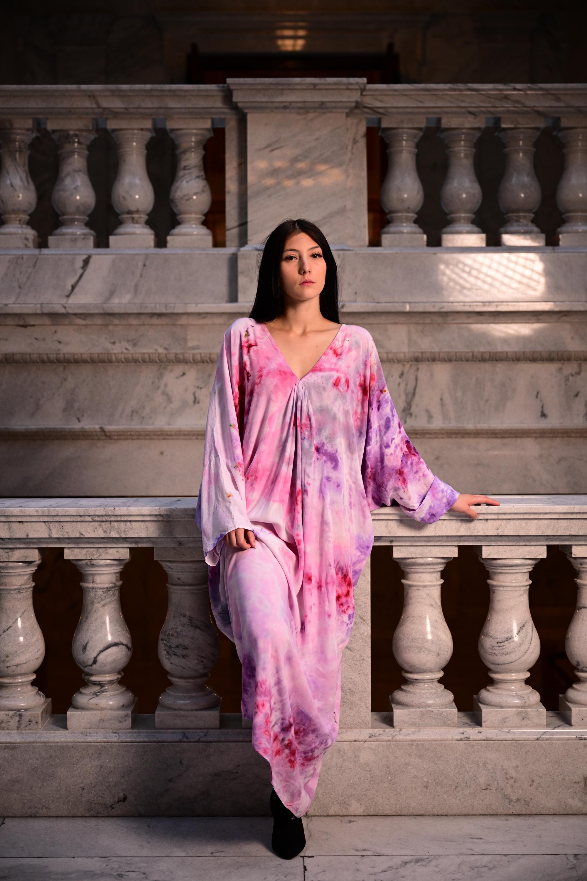Tunique Artistique Unique Faite Main - Rayonne, Taille Libre, Embellie De Perles Et Trésors