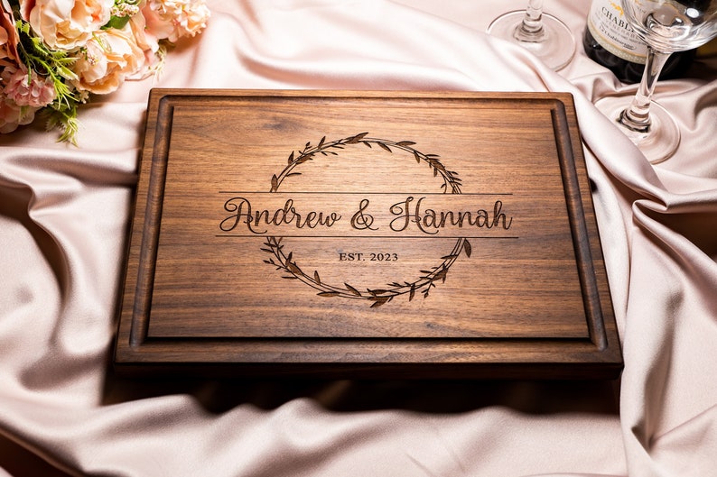 Personalized, Engraved Cutting Board with Natural Wreath Design for Housewarming or Anniversary Gift 040 image 1