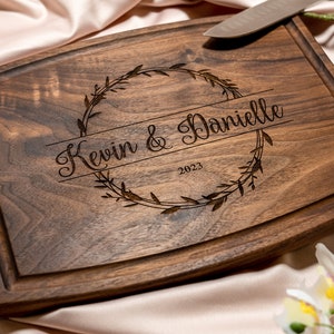 Personalized, Engraved Cutting Board with Natural Wreath Design for Housewarming or Anniversary Gift 040 image 9