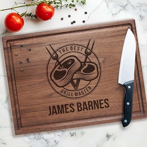 Personalized Engraved Cutting Board The Best Grill Master King of BBQ Perfect Birthday Father's Day Gift for Dad, Him #117 +  Free Care Kit