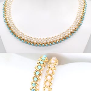 Könnte beinhalten: Ein Set aus drei Keramikbechern mit einer gesprenkelten, cremefarbenen Glasur. Jeder Becher hat ein anderes handgemaltes Blumendesign in Blau-, Grün- und Gelbtönen. Die Becher haben eine schlichte, moderne Form.