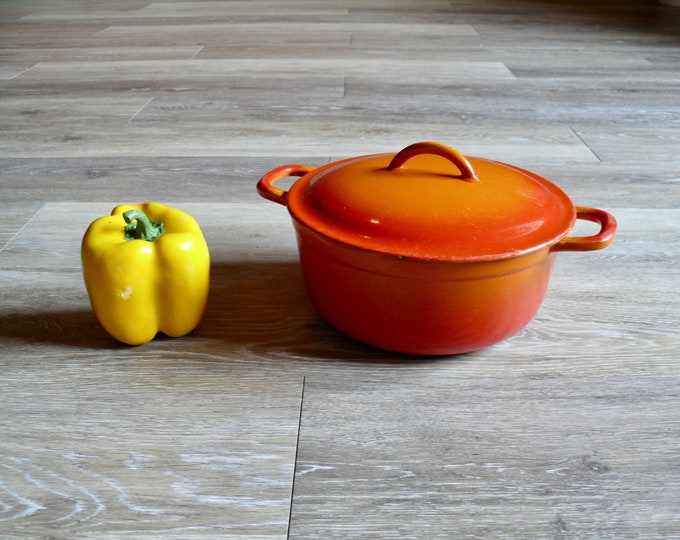 Orange Flame Descoware Enameled Cast Iron French Oven, Vintage 2 Qt