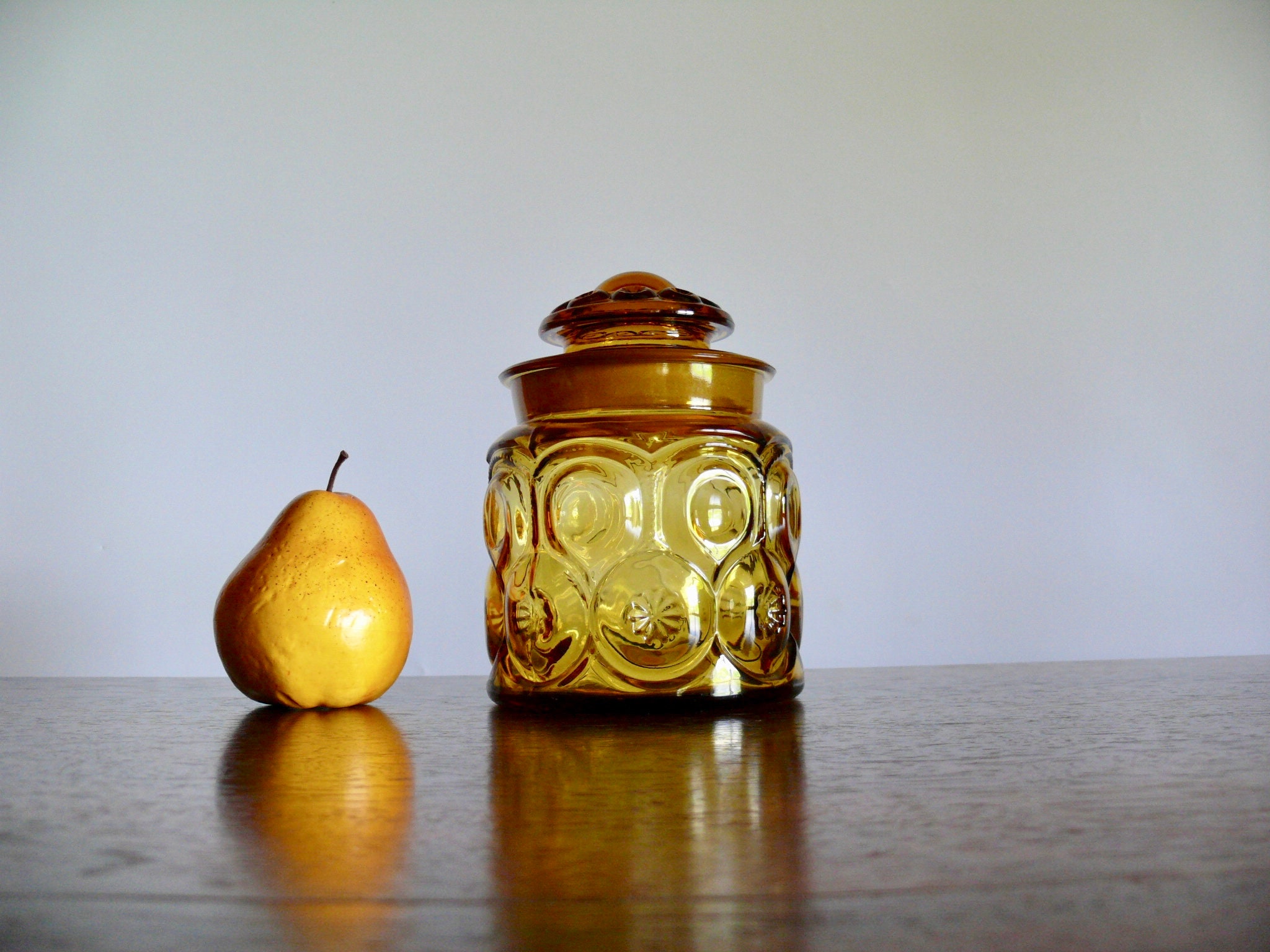 Amber Glass Moon Stars Coffee Canister, Vintage 7" Amber LE Smith Glass Lidded Apothecary Jar, Country Farmhouse Kitchen Decor