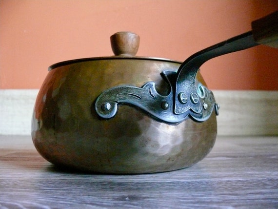 Vintage Stoneware Pottery Dutch Oven With Wood Handles & Copper Carrier USA