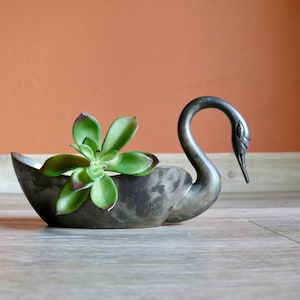 Silver Swan Shaped Trinket Dish, Vintage Metal Swan Candleholder Catch All Dish, Vanity Bedside Table Ring Jewelry Dish