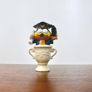 ガーフィールド　バスケ　トロフィー　陶器　置物 Garfield Trophy - Etsy
