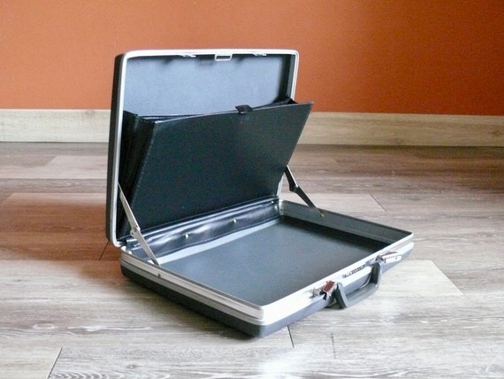 Gray Samsonite Hard Shell Slimline Briefcase, Vin… - image 3