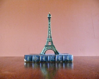 Small 7" Metal Eiffel Tower Paris Figurine, Vintage Paris France Souvenir Statue, Architectural Cake Topper, French Shelf Decor