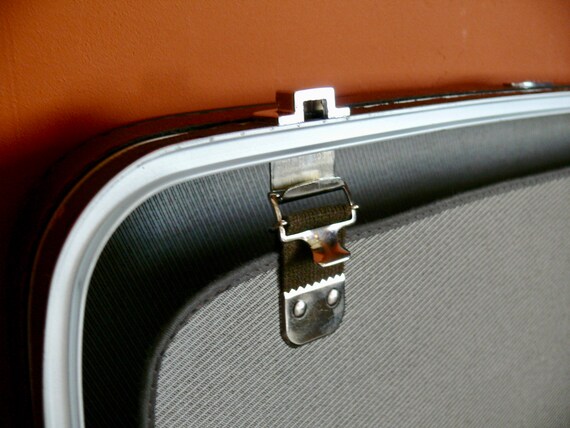 1970s Brown Featherlite Sears Suitcase with Key, … - image 5
