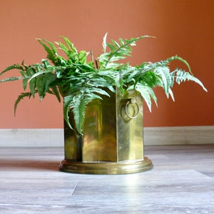 Brass Curved Octagon Trash Can with Ring Handles Made in Spain, Vintage Metal 10&quot; Planter, Brass Ice Bucket Barware, Hollywood Regency Decor