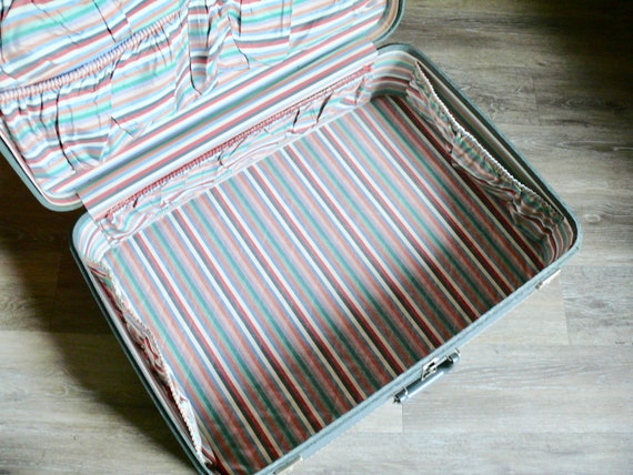 1950s Emerald Brand 28" Gray Hard Sided Suitcase … - image 5