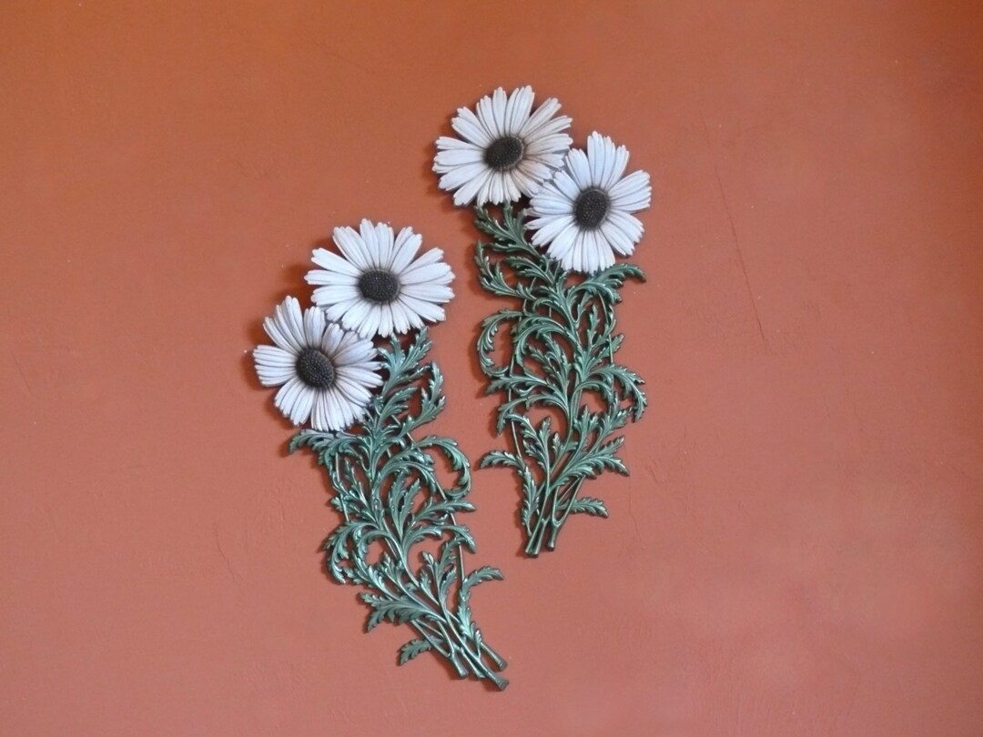 Vintage Burwood White Daisy Flower Wall Hangings, Large 24 Molded Plastic Flower Wall Plaques