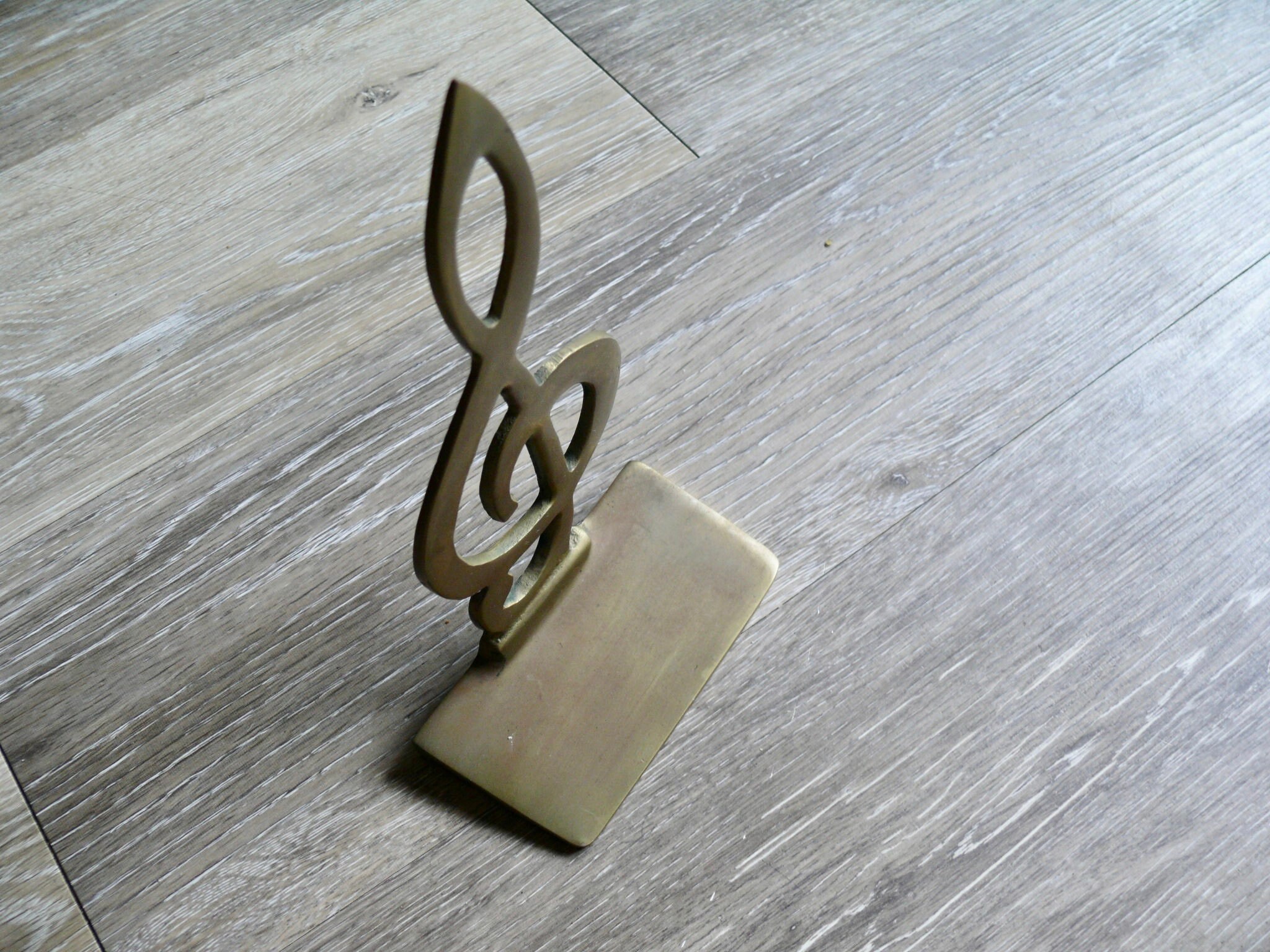 Single Brass Musical Note Bookend Doorstop Lacquered Brass Etsy