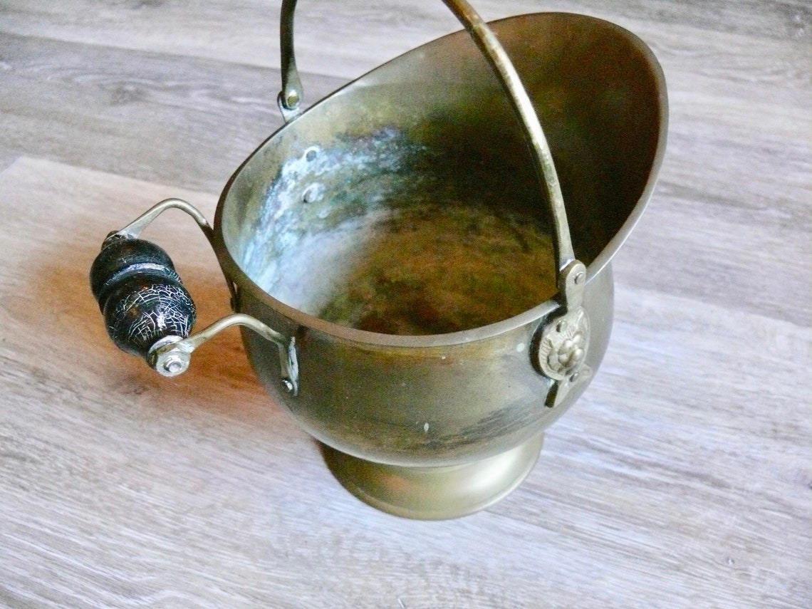 Pequeño cubo de ceniza de latón de 8 con mango de madera | Etsy