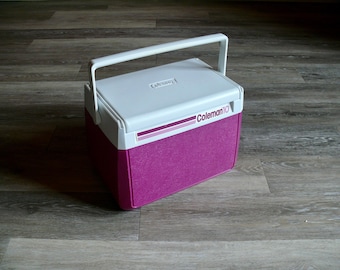 Vintage 1973 Coleman Cooler Green & White 27.5