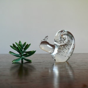 Art Glass Snail Control Bubble Paperweight Figurine, Vintage Clear Glass Garden Snail Sculpture, Modern Garden Snail Gift, Glass Desk Decor