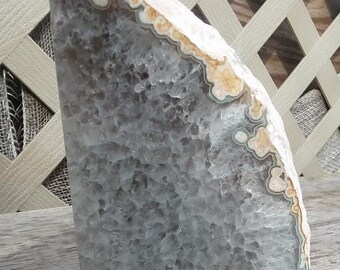 large agate geode bookend//6.25 inch x 4 inch//3 lb 13 oz//agate//crystal display
