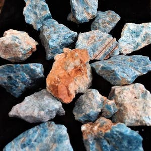 1-2 inch rough blue Apatite/apatite crystals/crystals/price per crystal/random pick