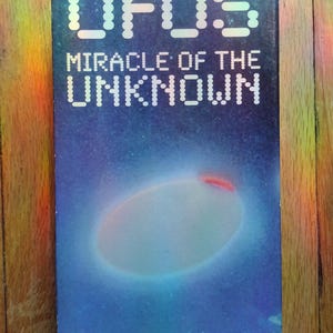 UFOs miracle of the unknown 2vhs box set/ Questar video/from legend to reality/ above top secret