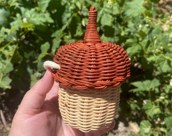 Acorn Wicker Basket purses for foraging or fall time crafts