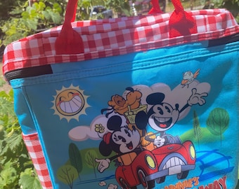 Mickey and Minnie’s runaway railway insulated cooler picnic bag from Disney parks only