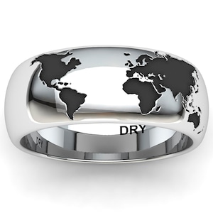 Bague carte du monde en argent antique, idéale comme cadeau pour les personnes qui voyagent beaucoup. Livraison gratuite dans le monde entier