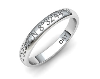 Coordinates ring. Latitude and longitude. 925 silver ring with your favorite place. A perfect gift for traveling people. Free shipping