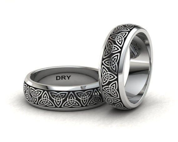 Keltische ringen met triquette in Sterling 925. Ringen